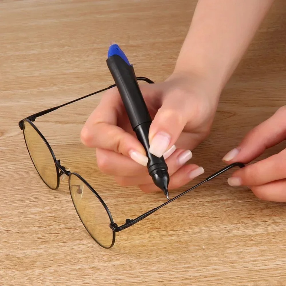 1個入り 超強力液体グルーペン 5秒硬化ツール UVライト付 - Woodworking Quotes のレビューと価格